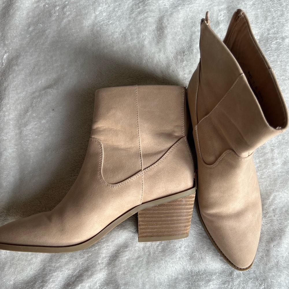 DV by Dolce Vita Cream Ankle Booties